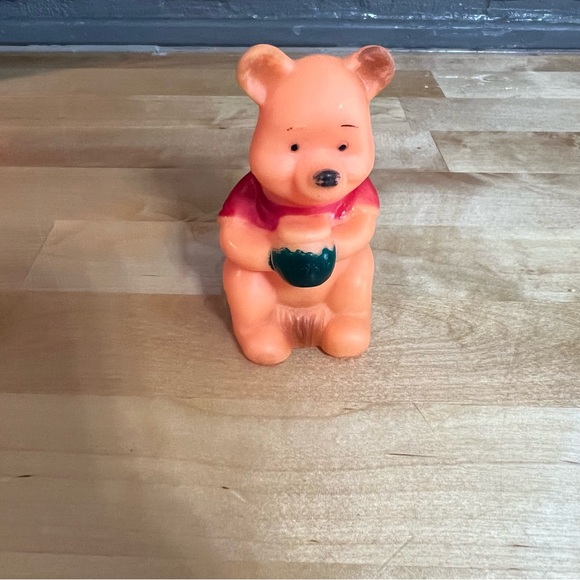 Vintage Sears Roebuck Disney Winnie the Pooh Bear Rubber Squeaky Toy - Picture 1 of 5